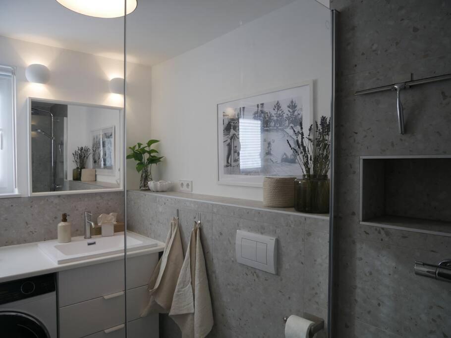 Moderne Studio Ferienwohnung In 바트 도베란 외부 사진